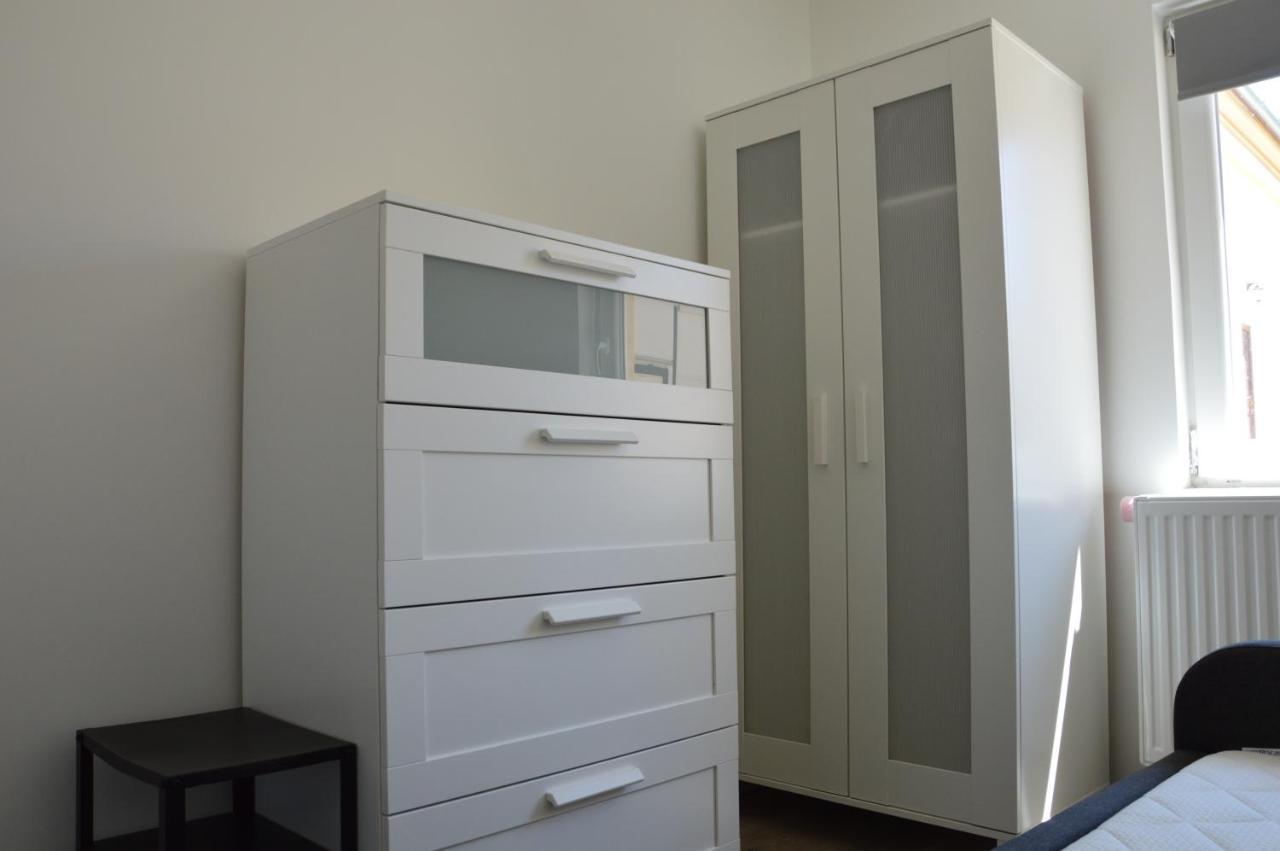 Quiet Residential Area B Taplan - 2 Bedroom And Living Room Apartment Szombathely Zewnętrze zdjęcie